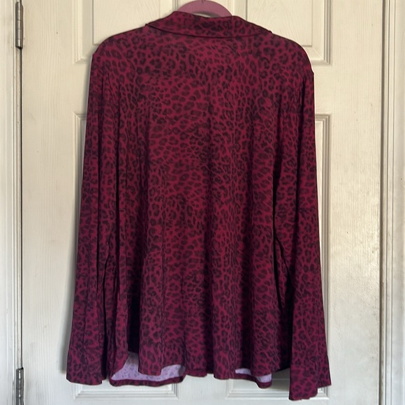 Cacique size 18/20 long sleeve animal print pajama top - Picture 2 of 4